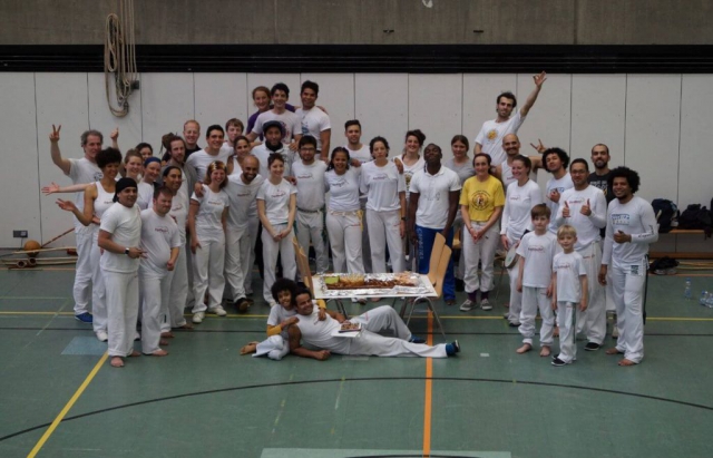 Capoeira-Workshop mit Gästen der Gruppe Equilibrio Frankreich und Brasilen